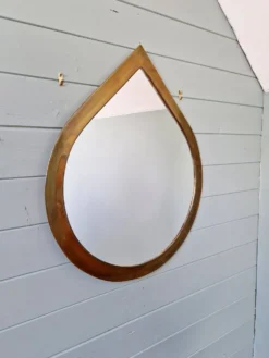Miroir vintage en laiton, forme goutte d'eau, années 1970