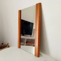Miroir vintage en pin années 70/80 60*46 cm