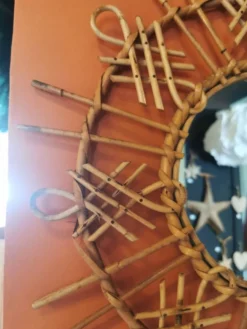Miroir vintage en rotin