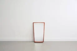 Miroir vintage en teck avec étagère