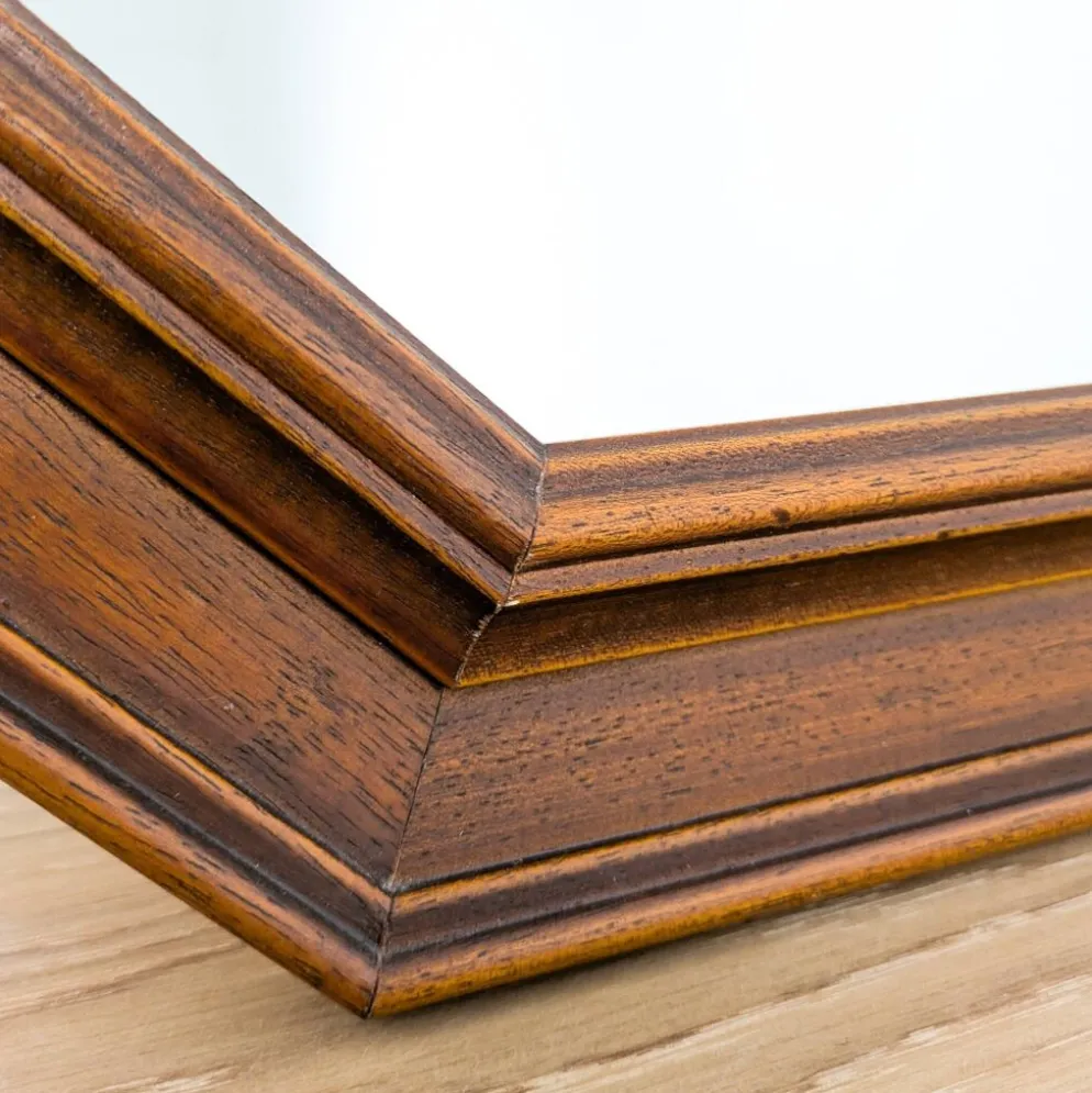 Miroir vintage octogonal en bois massif avec détails sculptés