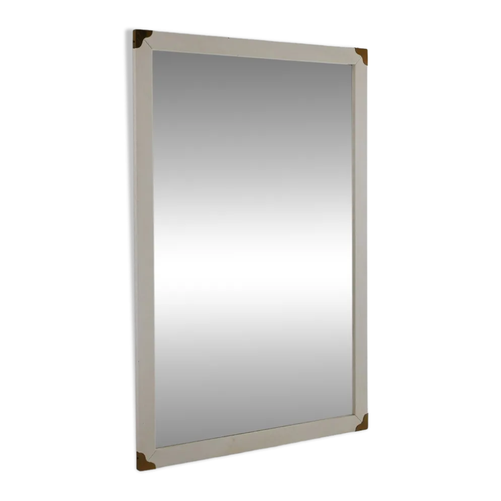 Miroir vintage scandinave blanc avec angles en laiton