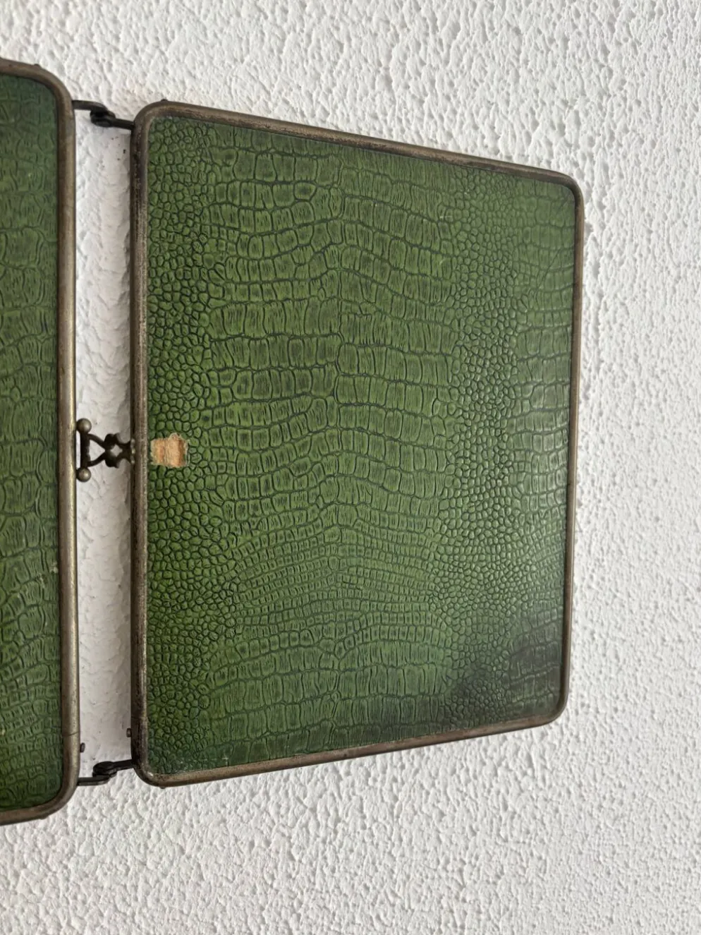 Miroir vintage 1930 triptyque barbier nickelé simili crocodile vert avocat
