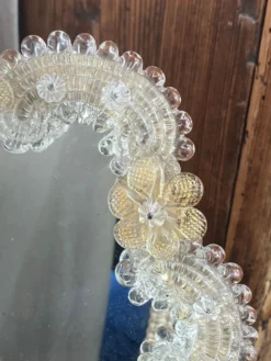 Miroir vénitien en verre de Murano