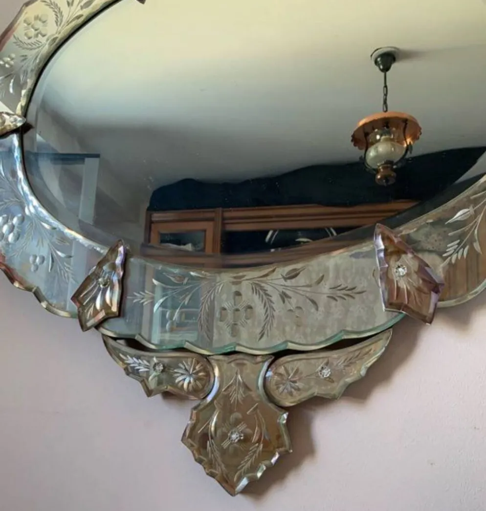 Miroir vénitien grande taille 112 cm de hauteur 93cm de largeur