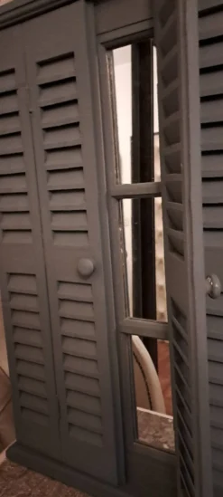 Miroir volet trompe l'oeil bois gris foncé 1990 / objet de décoration murale Miroir façon volets