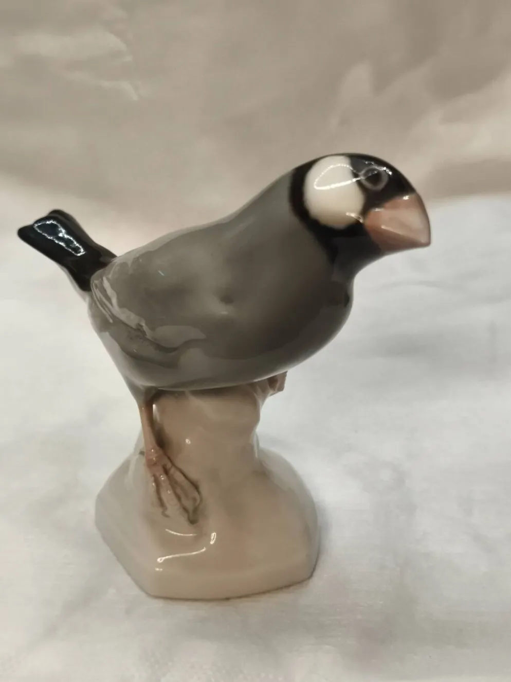 Moineau de Java (ateliers de porcelaine de Schwarbourg)