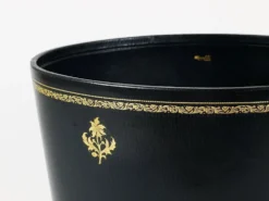 Morabito Paris Corbeille à papier en cuir noir et or, France, années 1970