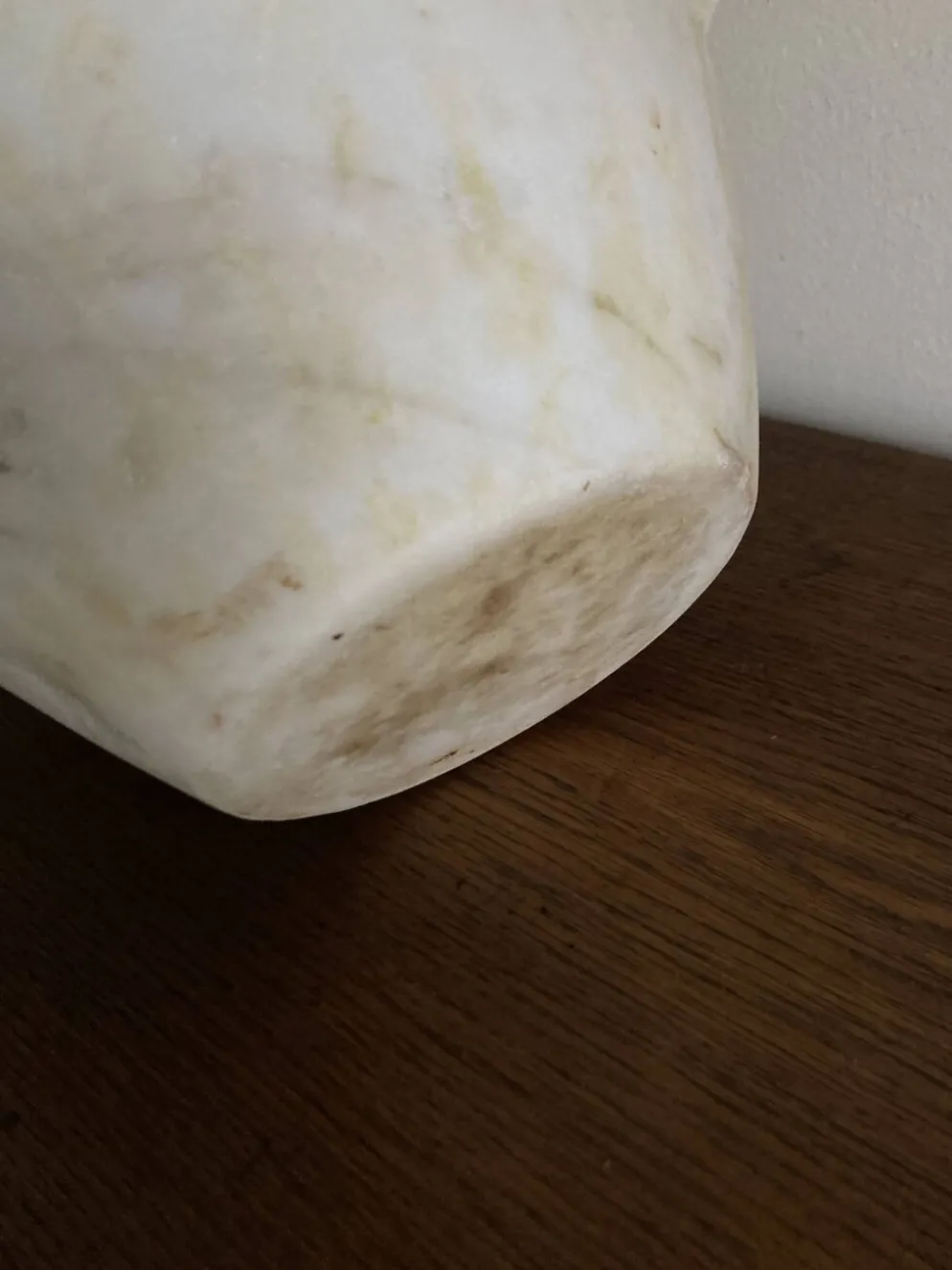 Mortier 19e néo classique en marbre blanc XXL