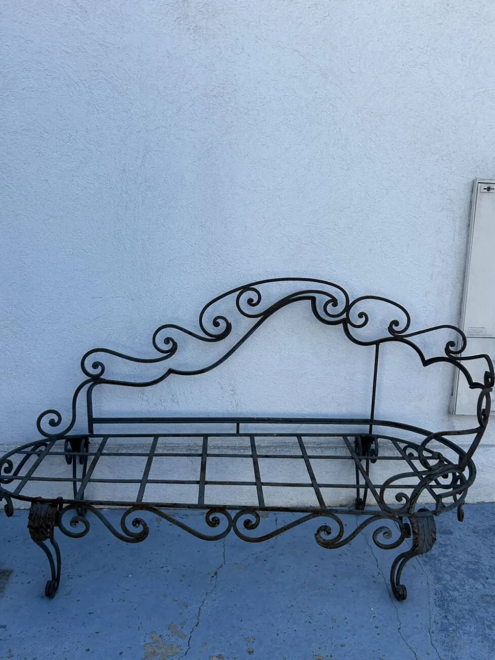 Méridienne de jardin en fer forgé