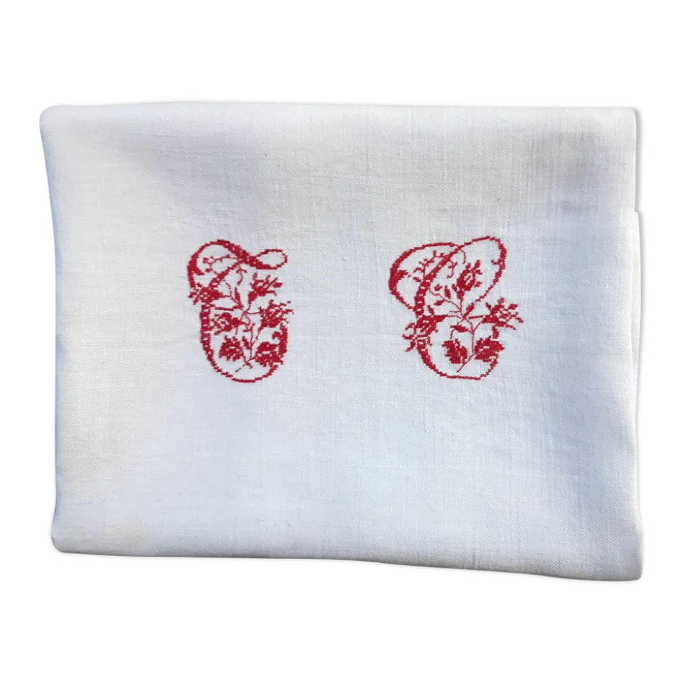 Nappe avec monogramme TC central