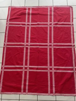 Nappe basque damiers rouge