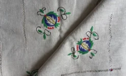 Nappe brodée main Artisanat polonais