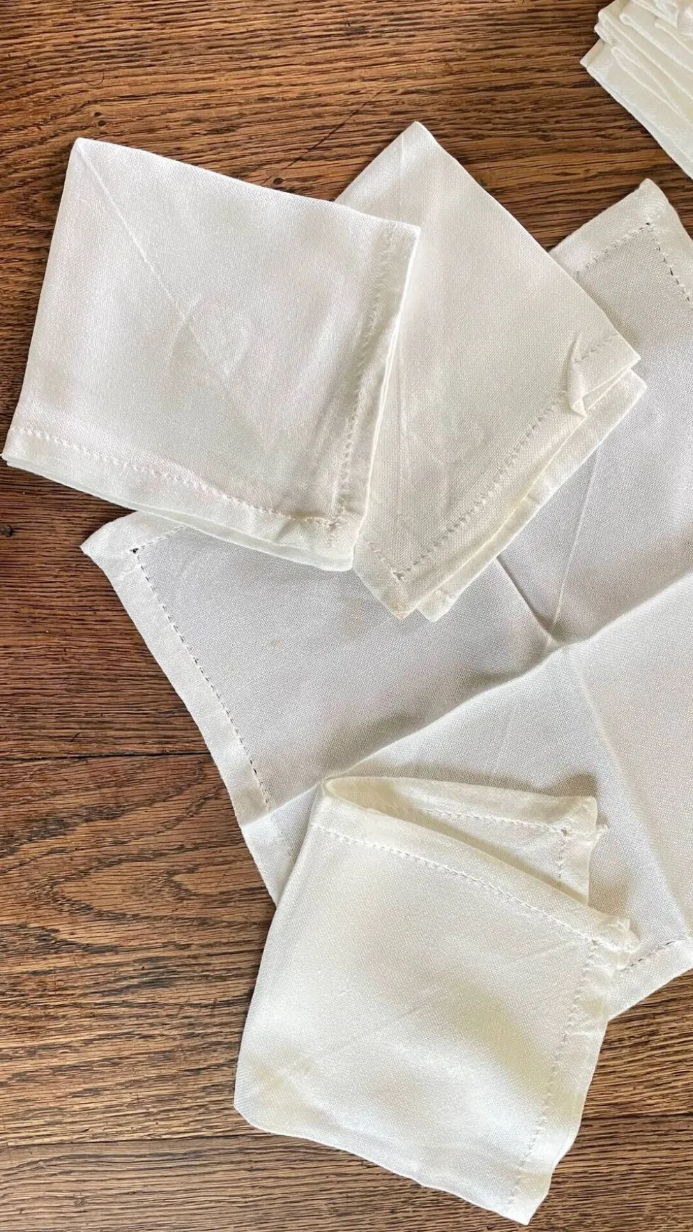 Nappe brodée + 12 Serviettes vintage