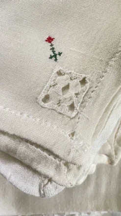 Nappe brodée + 12 Serviettes vintage