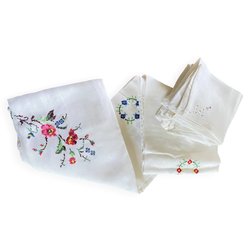 Nappe brodée + 12 Serviettes vintage