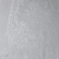 Nappe damassée ancienne monogrammée MM