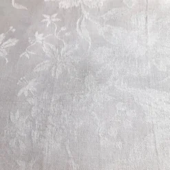Nappe d'appoint damassée monogrammée