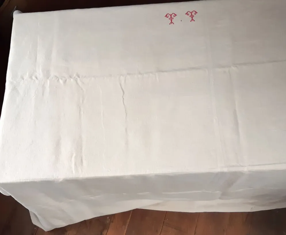 Nappe de campagne monogrammée tt en rouge