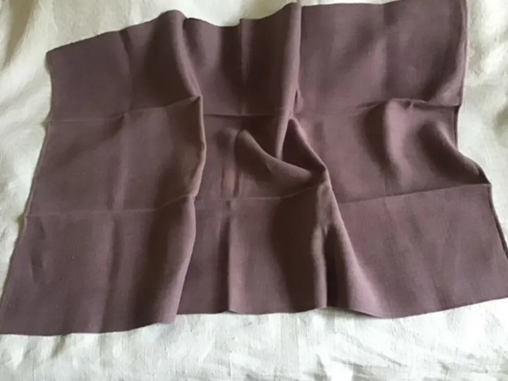 Nappe de cuisine en lin mauve 104x64