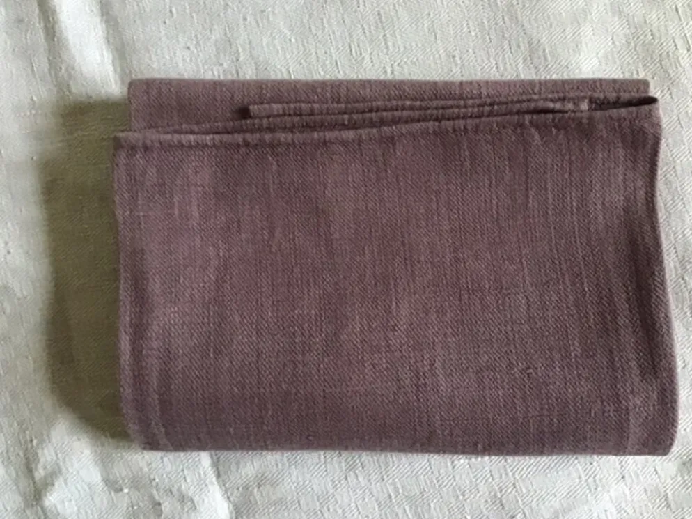 Nappe de cuisine en lin mauve 104x64