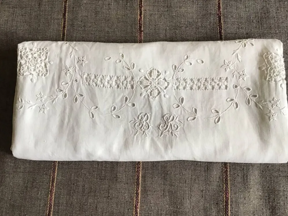 Nappe de réception en lin blanc BR 2mx2m10