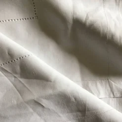 Nappe de réception en lin blanc BR 2mx2m10