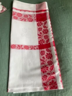 Nappe en damassé vintage