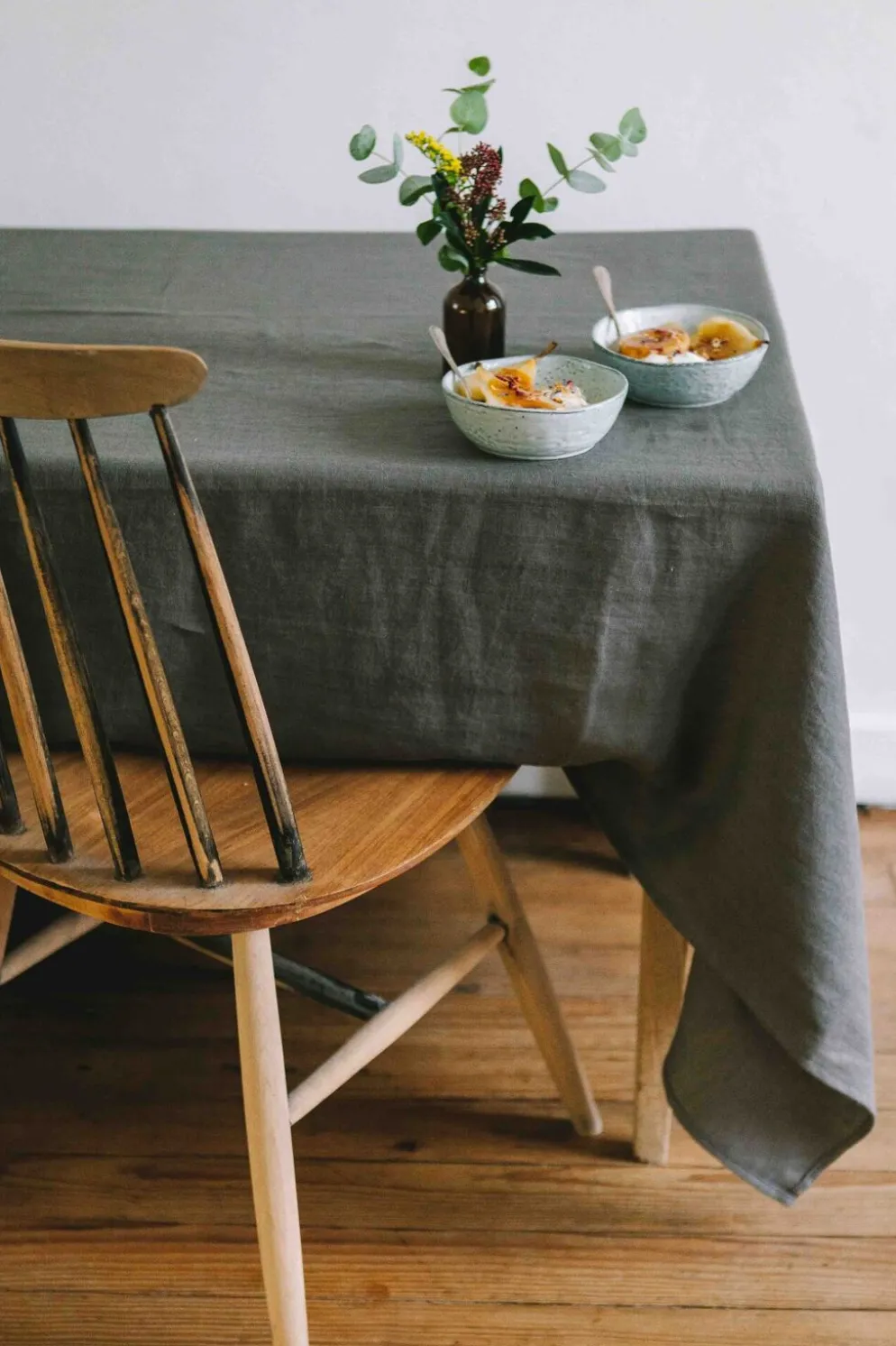 Nappe en lin lavé gris anthracite