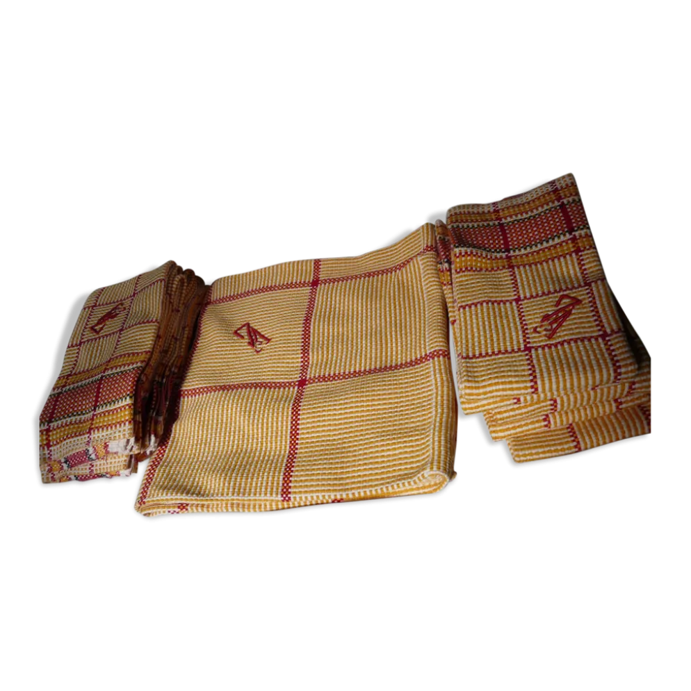 Nappe et 11 serviette en coton monogrammé VG ou VC
