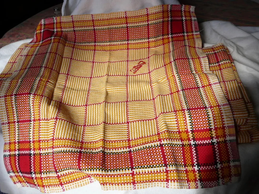 Nappe et 11 serviette en coton monogrammé VG ou VC