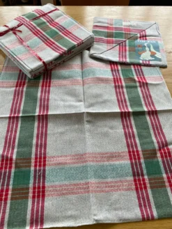 Nappe et 12 serviettes