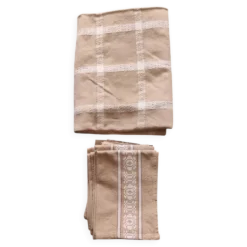Nappe et ses 6 serviettes
