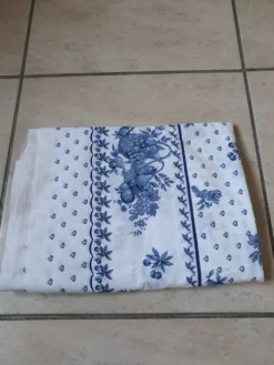 Nappe imprimée 144×193 cms