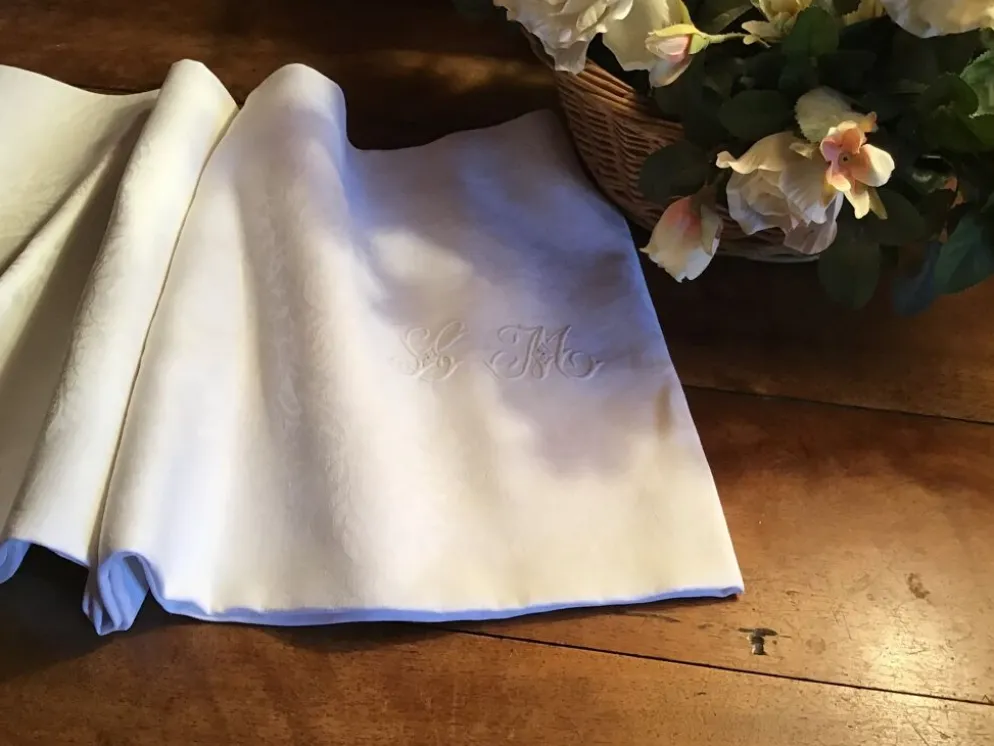 Nappe marquée LM , fin 19éme