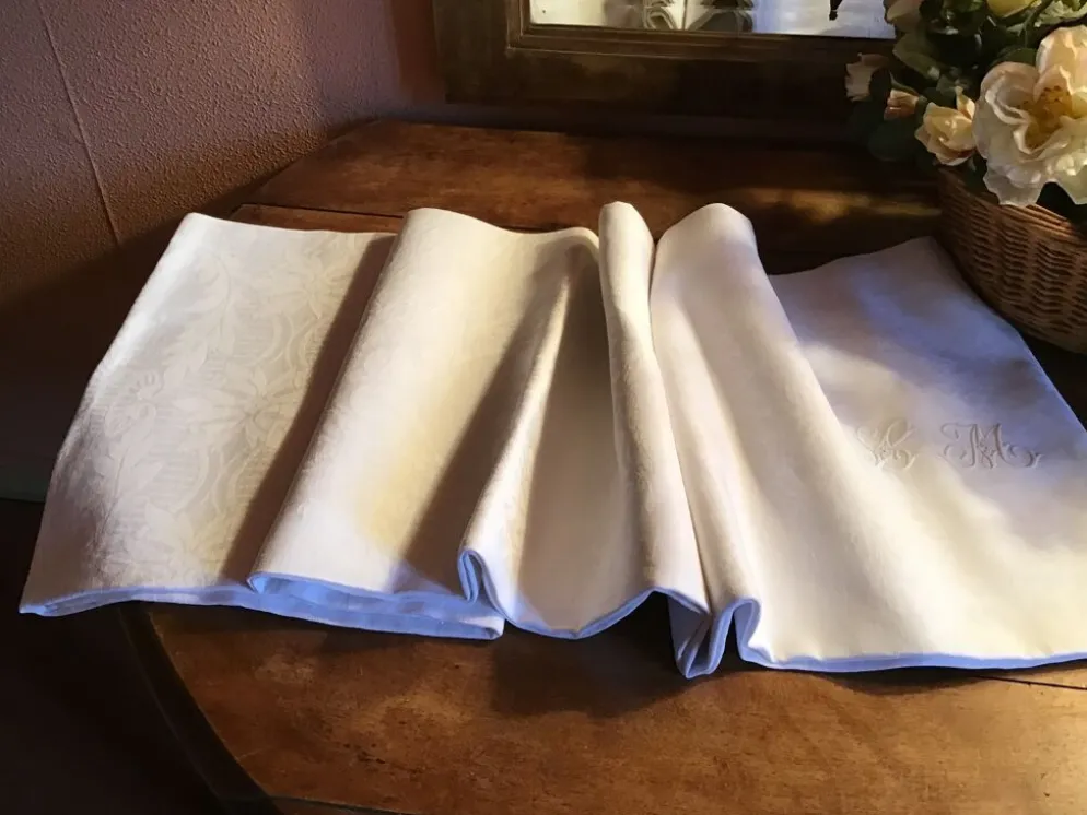 Nappe marquée LM , fin 19éme