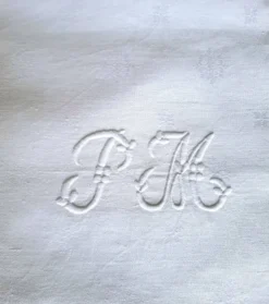 Nappe monogrammée ancienne et 8 serviettes de table