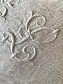 Nappe rectangle AL double broderie bord crocheté