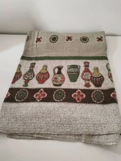 Nappe vintage à décor de poteries stylisées, années 60-70