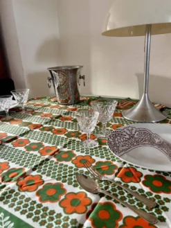 Nappe vintage en tissu malgache