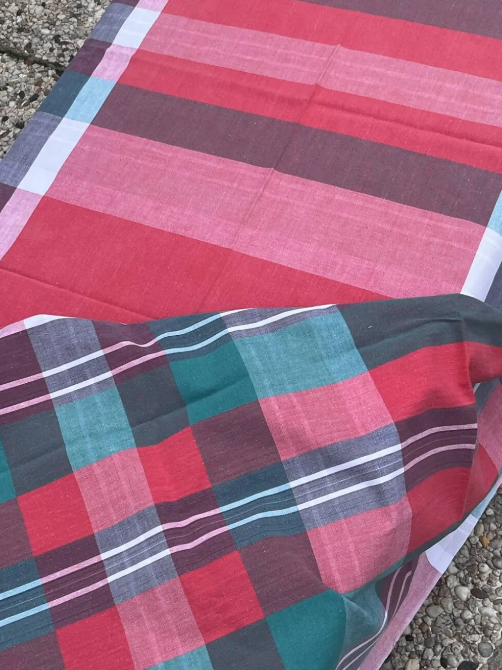Nappe vintage rouge