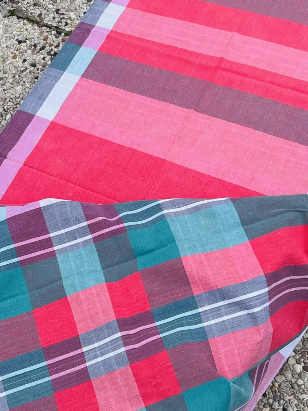 Nappe vintage rouge