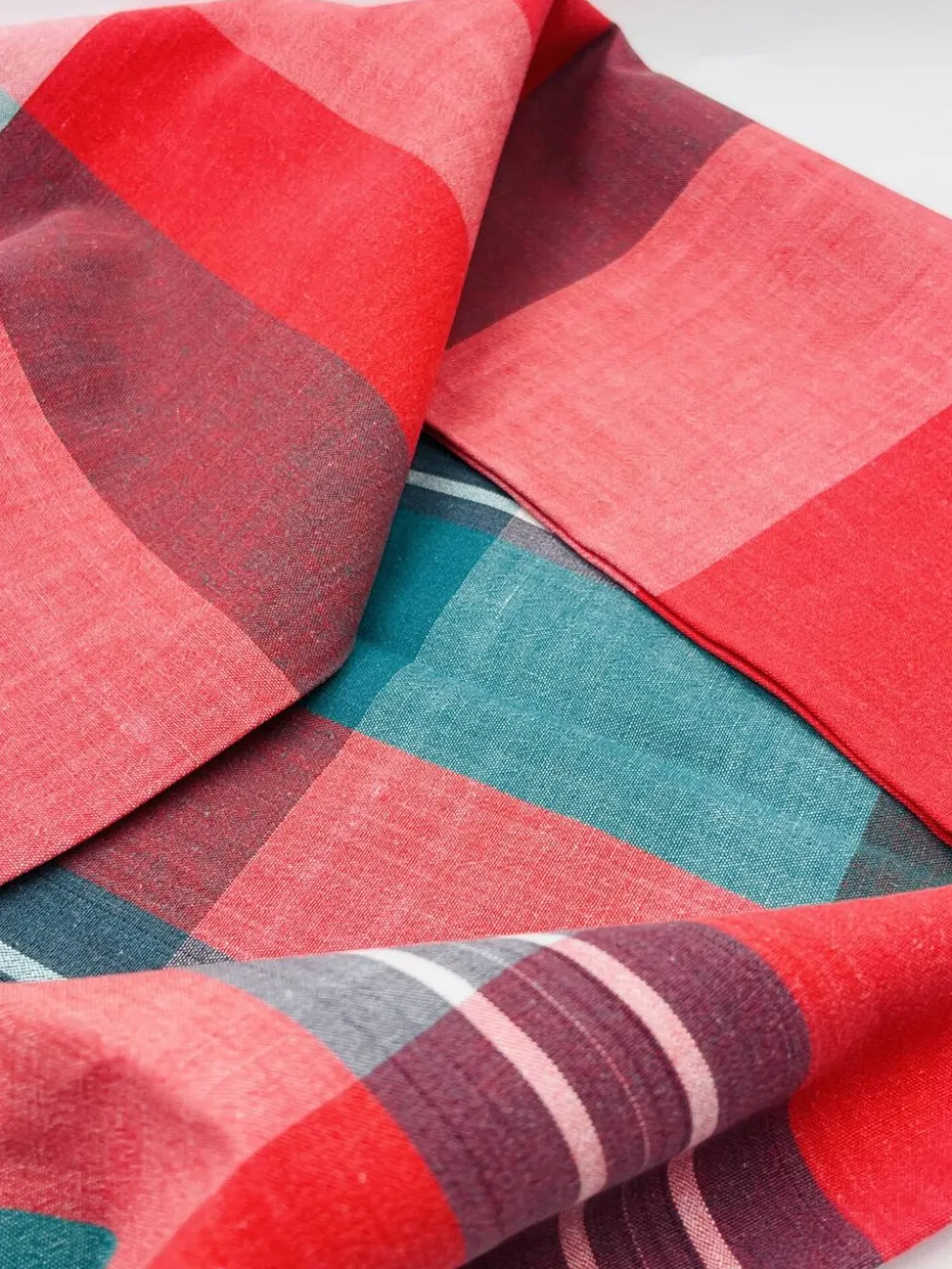 Nappe vintage rouge