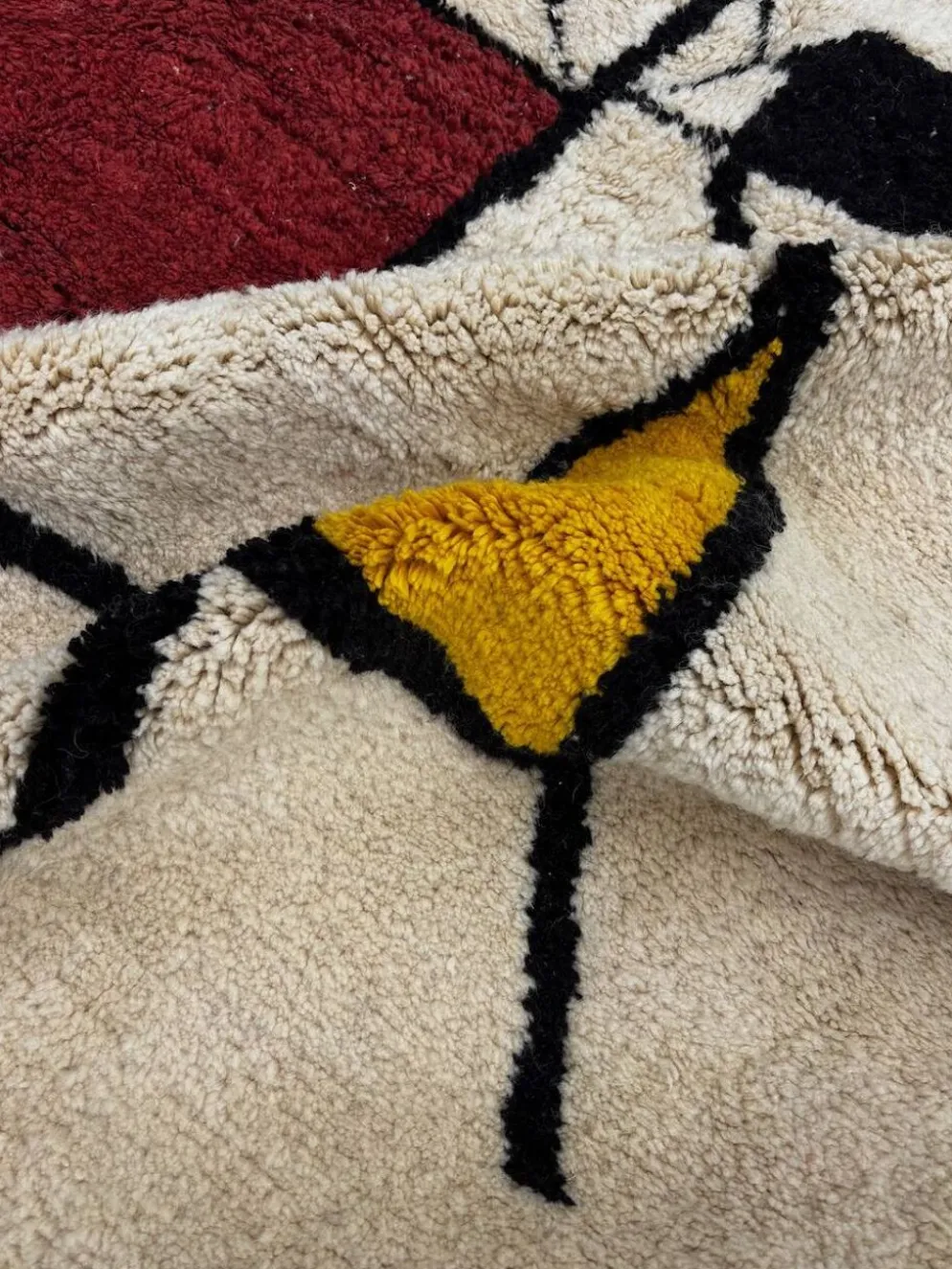 Natura Atlas - Tapis Mrirt sur mesure – Design graphique berbère en laine naturelle