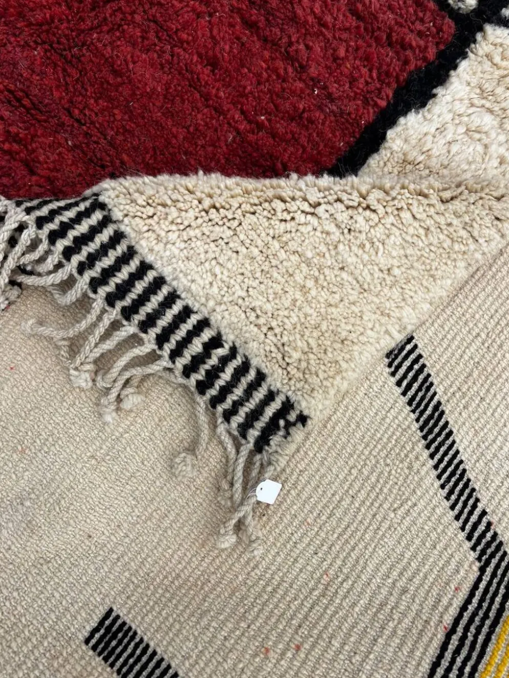 Natura Atlas - Tapis Mrirt sur mesure – Design graphique berbère en laine naturelle