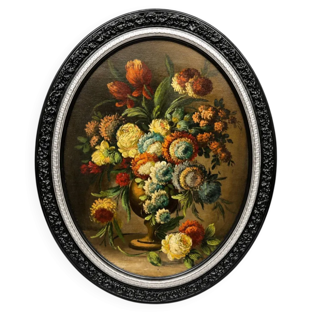 Nature morte ancienne avec des fleurs.