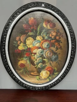 Nature morte ancienne avec des fleurs.