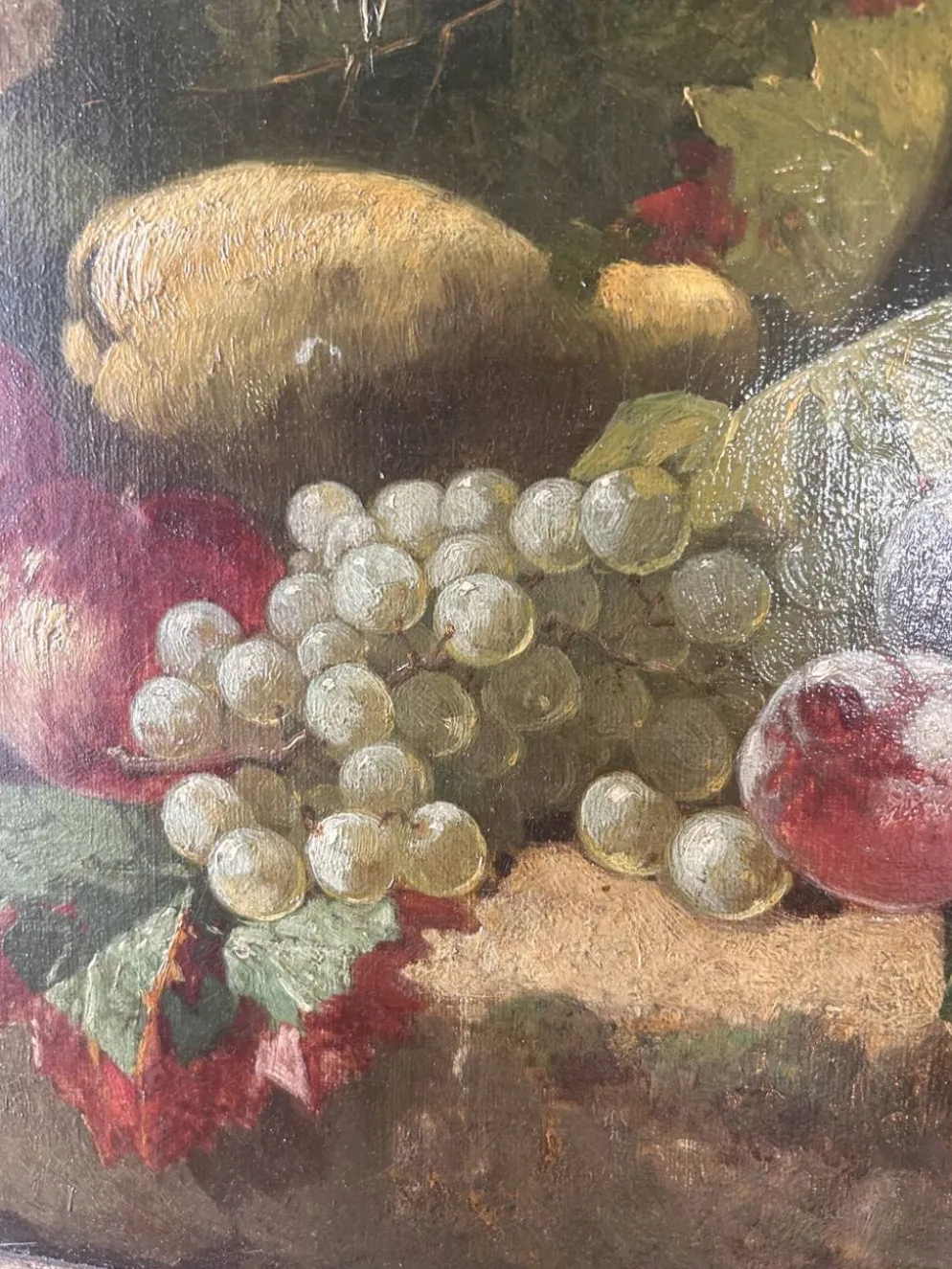 Nature morte aux fruits du XIXe siècle, huile sur toile et cadre doré à la feuille