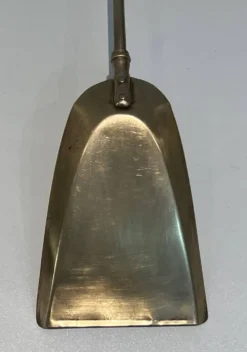 Nécessaire de cheminée de style néoclassique en laiton modèle ananas
