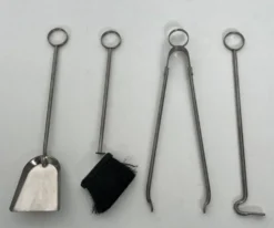 Nécessaire de Feu Design à Portant en Verre Trempé et Outils en Chrome